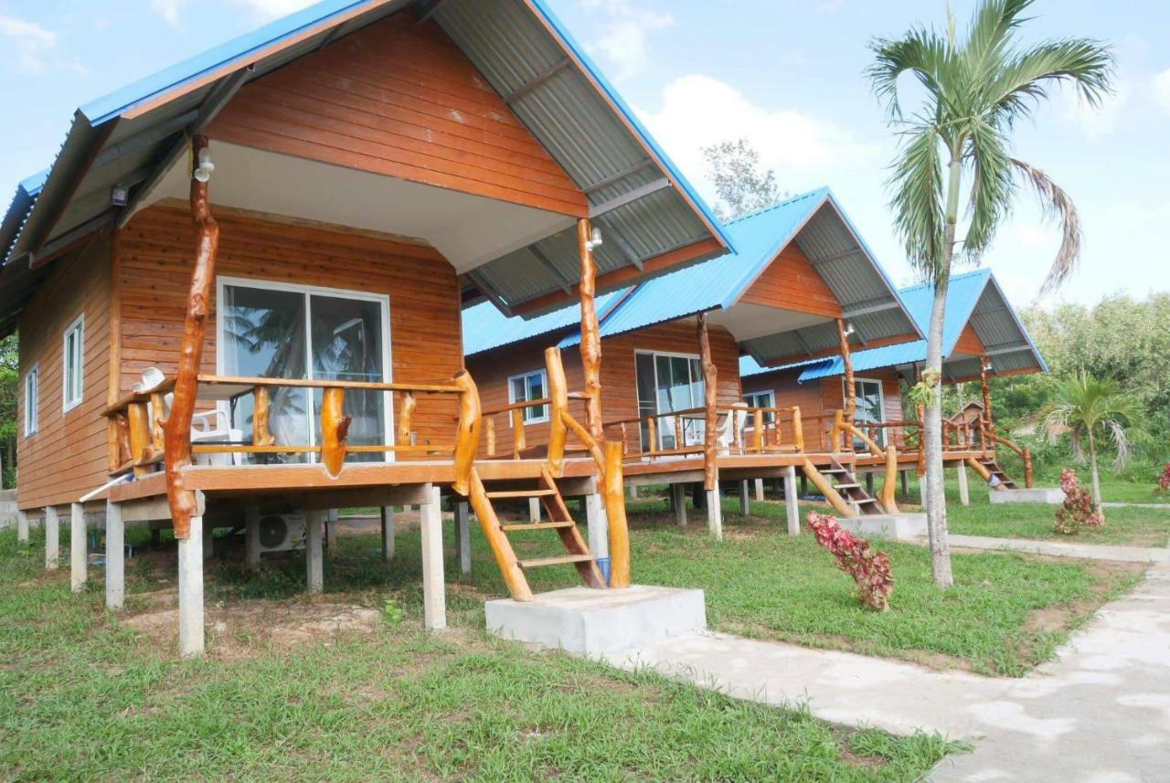 Happy Home Kohjum Koh Jum Ngoại thất bức ảnh