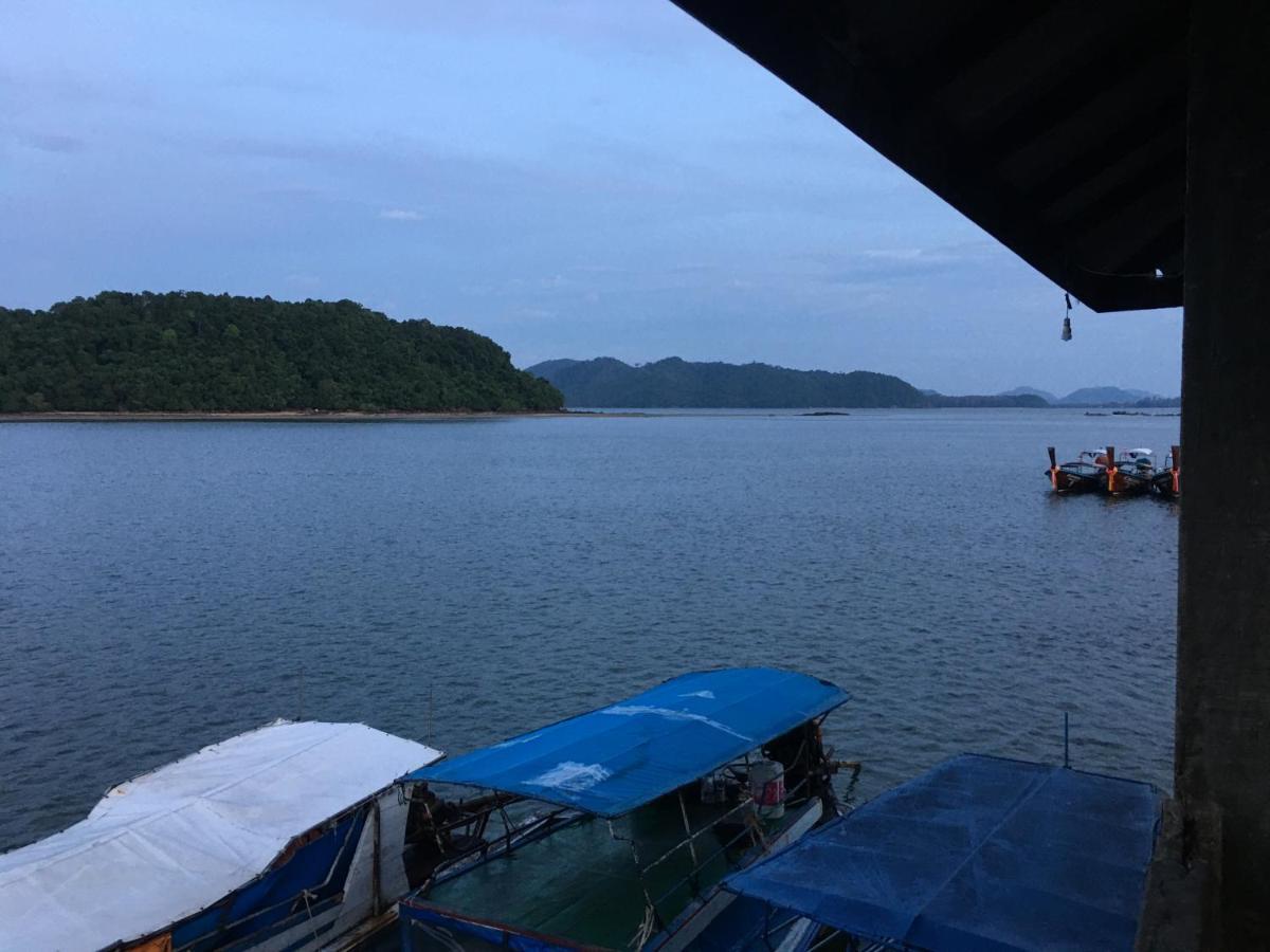 Happy Home Kohjum Koh Jum Ngoại thất bức ảnh